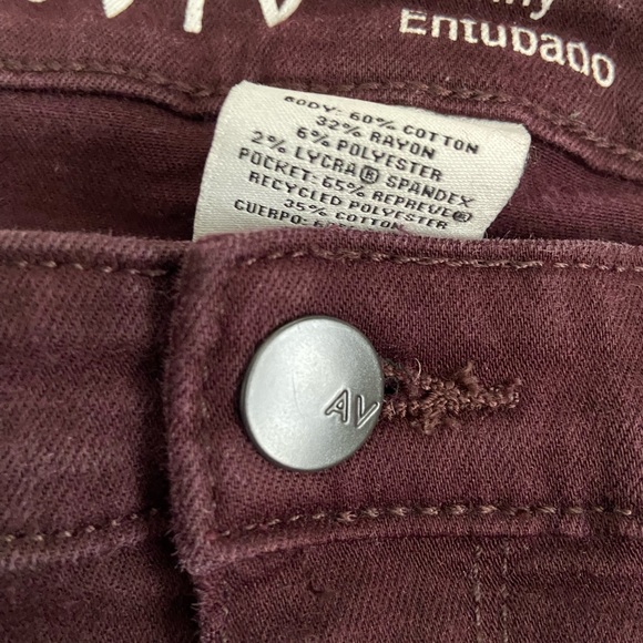 Ava & Viv Plus Size Burgundy Jean - Picture 4 of 8